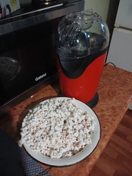 Домашняя попкорница электрическая Mini-Joy PopCorn Maker бытовая машина для попкорна Red 1200 Вт фото от покупателей 2
