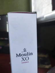 Водка Daucourt Moulin XO в подарочной упаковке 0.75 л 40% (898093002175) фото от покупателей 1