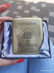 Портсигар металлический GVIPAI Marlboro Brass на 20 сигарет в подарочной упаковке фото от покупателей 3