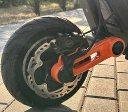 Суппорт тормозной калипер к электросамокату Kugoo M4 Pro Красный фото от покупателей 1