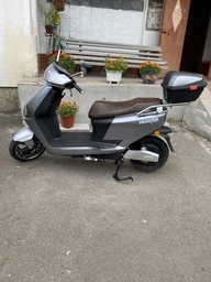 Электроскутер Maxxter LUMINA (Silver)