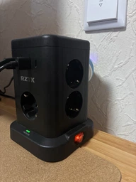 Универсальный сетевой удлинитель RZTK Tower Wireless + 3 USB-A + 1 USB-C Black (TWB7) 1.8 м фото от покупателей 11
