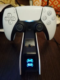 Зарядная Док Станция для геймпадов Sony DualSense PS5 Зарядка для джойстика PlayStation 5 с LED индикаторами фото от покупателей 5