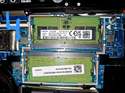 Ноутбук Lenovo LOQ 15IAX9 (83GS00BERA) фото від покупців 10