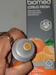 Зубная паста BioMed Citrus Fresh Антибактериальная для свежести дыхания и укрепления эмали 100 г (3800023406837)