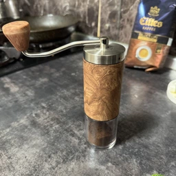 Кофемолка ручная / мельница с керамическими жерновами и регулировкой помола (CF0001) фото от покупателей 1