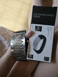 Пресс для чеснока , измельчитель Garlic Press из нержавеющей стали с пластиковой ручкой
