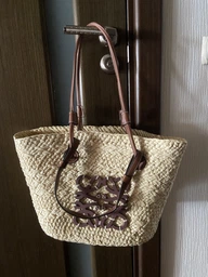 Солом'яна сумка Loewe Anagram large з шкіряними ручками Коричневий фото від покупців 1