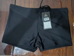 Шорты женские пляжные Fuba 25152 черный ;бедра 103-106 см ; 48 (XL)