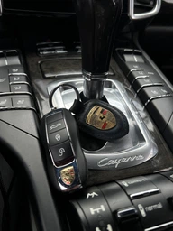Корпус смарт ключа Porsche Cayenne 2010+ лезо на 3 кнопки (73-783)