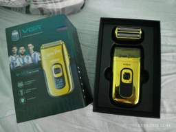 Электробритва шейвер VGR V-332 мужская с LED-дисплеем золотистый фото от покупателей 13