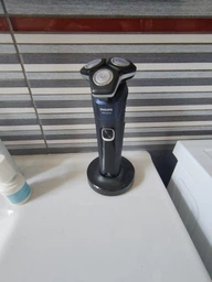 Электробритва PHILIPS S5587/10 серии 5000 фото от покупателей 6