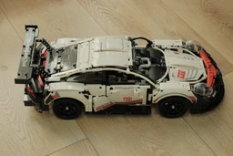 Конструктор машинка технік Porsche 911 RSR Racing Vesion Technology на 1630 деталей в масштабі 1:10 Порше авто гоночна версія фото від покупців 7