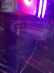 Видеокарта Gigabyte Nvidia GeForce RTX 5070 WINDFORCE OC SFF 12G (GV-N5070WF3OC-12GD) фото от покупателей 15