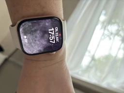 Смарт-годинник Apple Watch Series 10 GPS 42mm Jet Black Aluminium Case with Black Sport Band - S/M (MWWE3QH/A) фото від покупців 5