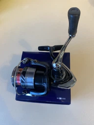 Катушка спиннинговая Daiwa 20 RX LT 2000 (20004682) фото от покупателей 2