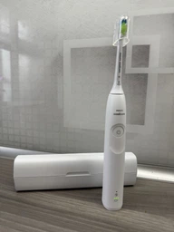 Электрическая зубная щетка PHILIPS Sonicare HX7101/02 серии 5300 фото от покупателей 9