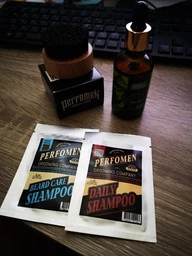 Щетка для бороды PerfomeN Beard Brush 53 x 53 мм (4820216920819)