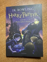 Harry Potter and the Philosophers Stone. Книга 1 (англ). Дж.К.Роллинг фото от покупателей 1