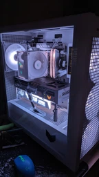 Видеокарта Asus AMD Radeon RX 9070XT TUF OC 16GB GDDR6 (TUF-RX9070XT-O16G-GAMING) фото от покупателей 1