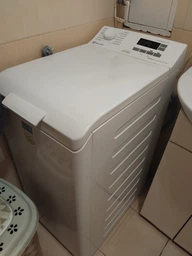 Стиральная машина Electrolux вертикальная, 6кг, 1000, A+++, 60см, дисплей, белый (EW6T5061FU) фото от покупателей 2