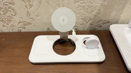 Беспроводная зарядная док станция LEXEGO MagSafe для Apple iPhone Apple Watch AirPods докстанция 3в1 для айфона смарт часов наушников зарядное устройство в комплекте White WCSV18-W фото от покупателей 4