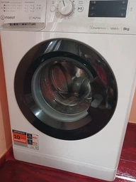 Стиральная машина Indesit OMTWE 81283 WK EU