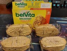 Печенье Belvita Мед и орех с шоколадной крошкой 225 г (7622210899255)