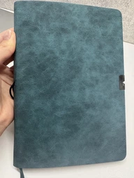 Записная книжка А5 недатированная, в линию Paperbook Toscano Красная фото от покупателей 1