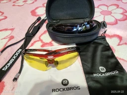 Окуляри спортивні RockBros Polarized UV400 5 лінз велосипедні Чорний (WE050411) фото від покупців 2