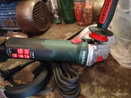 Кутова шліфувальна машина Metabo WEVA 15-125 Quick фото від покупців 1