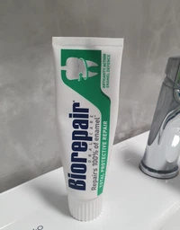 Зубная паста "Абсолютная защита и восстановление" Biorepair Oralcare Total Protective Repair 75мл (03022N) фото от покупателей 6