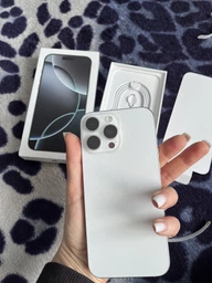 Мобільний телефон Apple iPhone 16 Pro 512GB Desert Titanium (MYNP3SX/A) фото від покупців 11