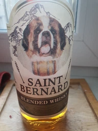 Виски блендовый Saint Bernard 0.7 л 40% (8006063007446)
