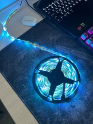 Лента светодиодная на клейком основании RGB 5050 – 5 м. LED лента от USB