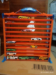 Игровой гараж Hot Wheels с дорожками для хранения машинок (HWCC9B) фото от покупателей 5