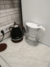 Електрочайник DeLonghi KBOV 2001 AZ
