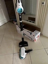 Аккумуляторный пылесос Bosch Unlimited 7 ProHygienic Aqua FLEX BCS71HYG2 фото от покупателей 17