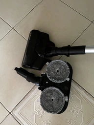 Аккумуляторный пылесос Bosch Unlimited 7 ProHygienic Aqua FLEX BCS71HYG2 фото от покупателей 16