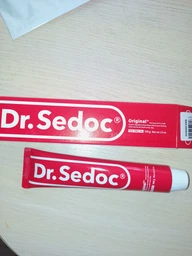Зубная паста Lion Dr. Sedoc с маслом чайного дерева 100 г (8801007745398)