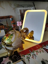 Дзеркало для макіяжу акумуляторне безпровідне 3 режими Smart LED Makeup Mirror косметичне настільне з LED підсвіткою у ванну кімнату біле фото від покупців 2