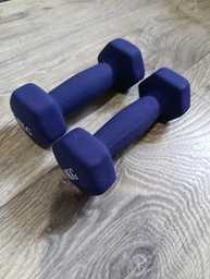 Гантель EasyFit 1 кг 1 шт Neoprene для фитнеса с матовым виниловым покрытием (неопрен) фиолетовая цельная литая неразборная EFNPR1V