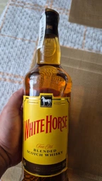 Виски White Horse выдержка 4 года 0.5 л 40% (5000265101042) фото от покупателей 6