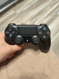 Геймпад беспроводной Sony DualShock 4 Wireless Controller Black для PS4/PC/Смартфона 1000 мА фото от покупателей 14