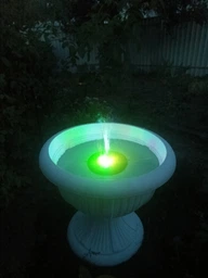 Фонтан садовый с разноцветной подсветкой LED на солнечных батареях 7 сменных насадок плавающий для пруда Bass Polska фото от покупателей 1