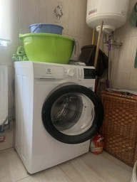 Стиральная машина узкая Electrolux EW6SM427BU фото от покупателей 1