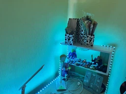 Розумна світлодіодна LED стрічка гірлянда Smart RGB 5050 з Bluetooth додатком + пульт комплект 5 метрів водостійкий працює від USB і Powerbank павербанка чорна
