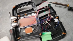 Фонарь аккумуляторный LED с солнечной панелью и функцией повербанка, мощный ручной фонарь-прожектор с USB зарядкой и 4 режимами света, портативная лампа на аккумуляторе для дома, дачи, кемпинга, HS-8020A-Orange