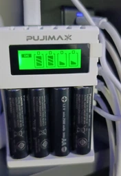 Зарядное устройство для аккумуляторов AA AAA Pujimax PJ-LCD005 зарядка батареек пальчиковых мизинчиковых Ni-Mh Ni-Cd 1.2V на 4 слота канала с LCD дисплеем экраном индикацией Type-C Micro USB кабель универсальное для аккумуляторных батарей бытовое White фото от покупателей 7
