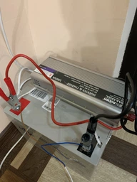 Інвертор 12V 220V Suoer SAA-1000C із зарядкою 10 А + USB